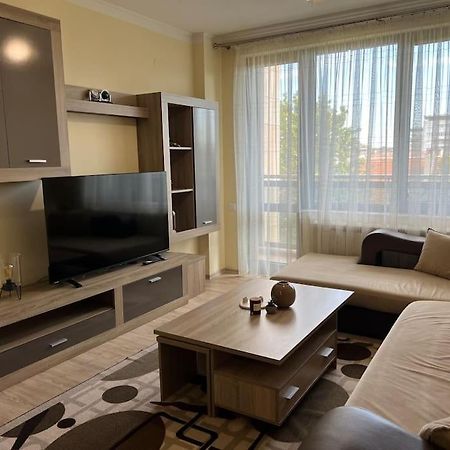 Cozy Apartment - Free Parking Plovdiv Eksteriør bilde