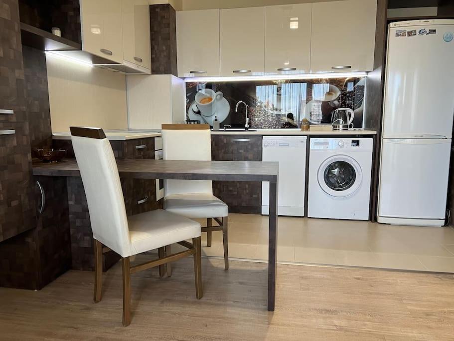 Cozy Apartment - Free Parking Plovdiv Eksteriør bilde