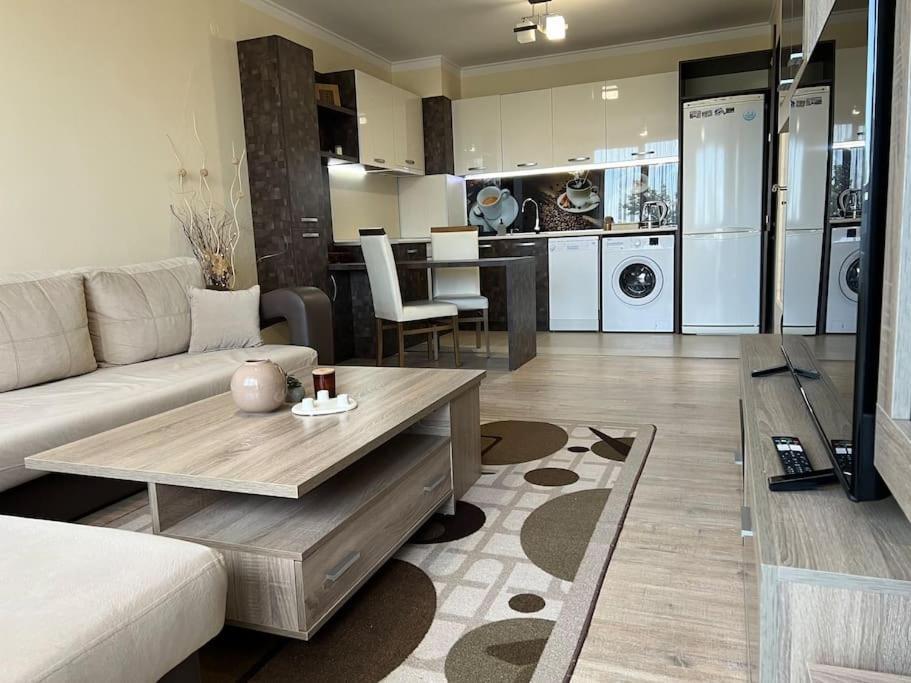 Cozy Apartment - Free Parking Plovdiv Eksteriør bilde