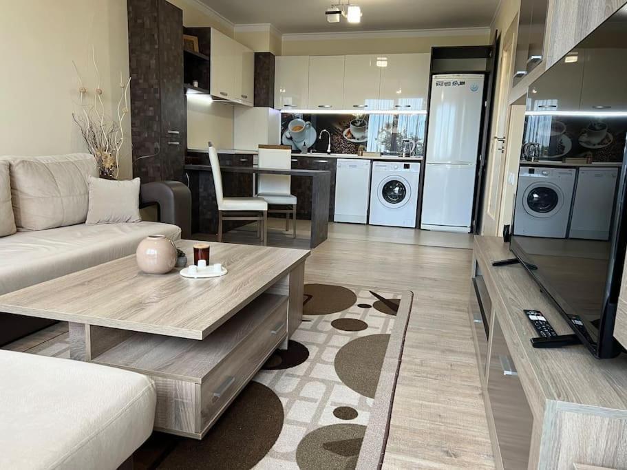 Cozy Apartment - Free Parking Plovdiv Eksteriør bilde